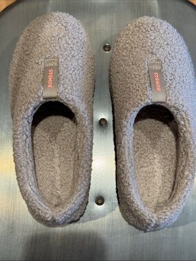 Bombas Sherpa Slip-On Slippers in Light Taupe